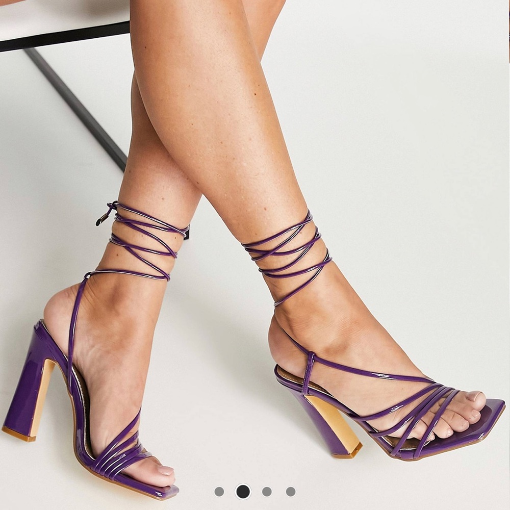 EGO purple patent chunky high heel ankle strap strappy sandals Sz 10